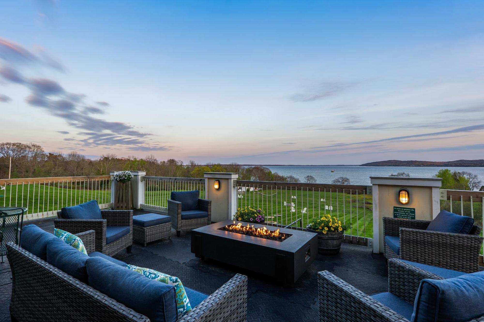 Fireside Inn, Ocean'S Edge Belfast Exteriör bild