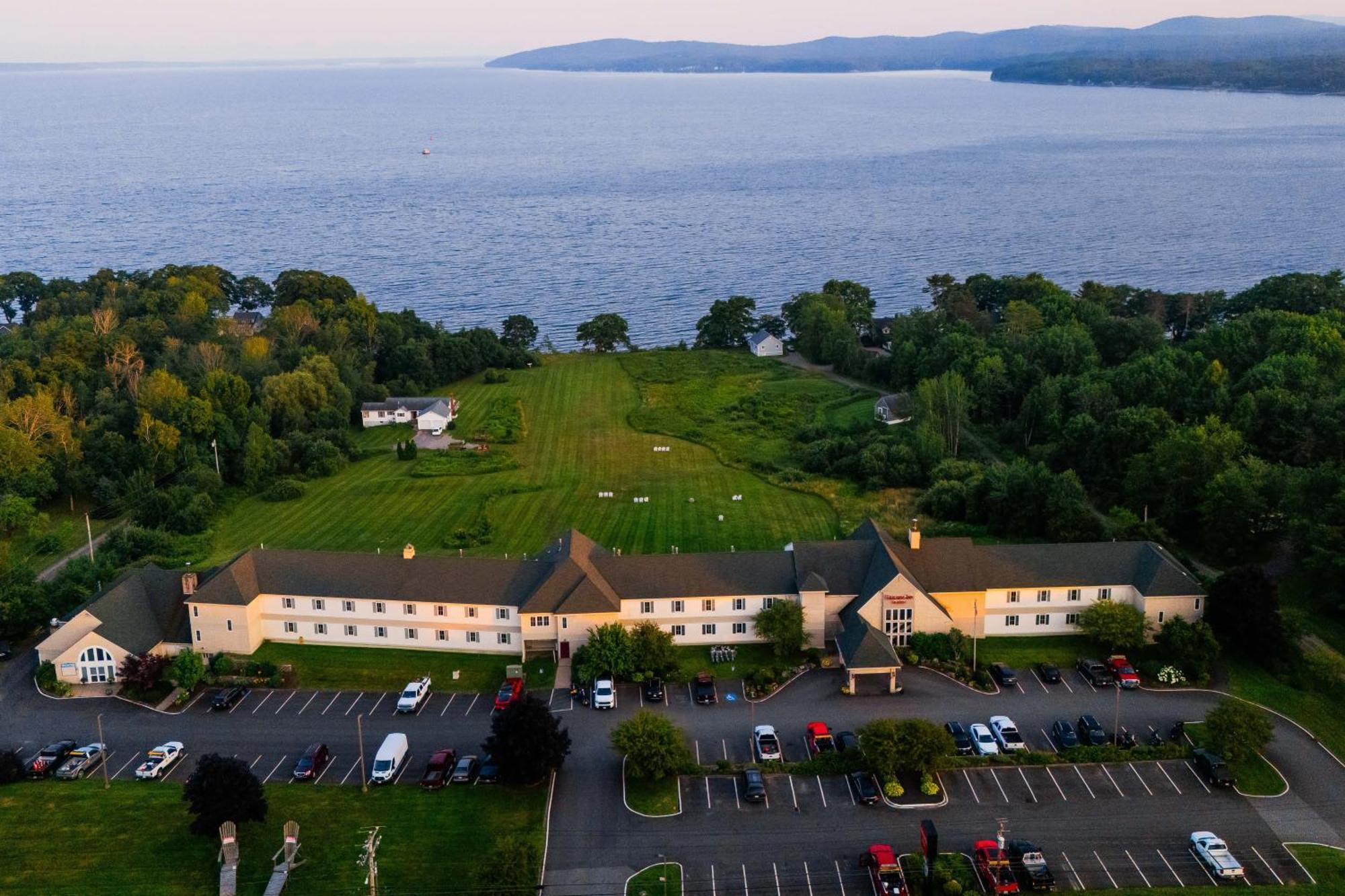 Fireside Inn, Ocean'S Edge Belfast Exteriör bild